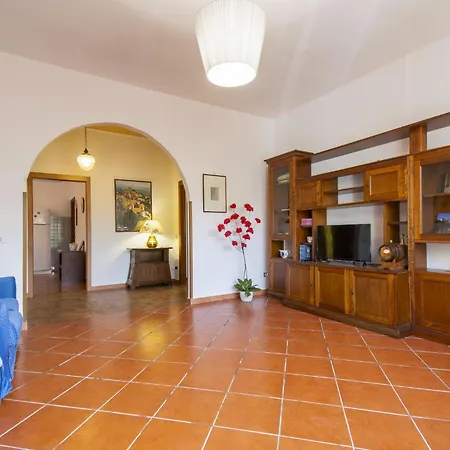 Casa Della Gatta By Interhome